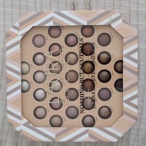 Laura Geller Nothing but neutrals 31 Bake Eyeshadow palette